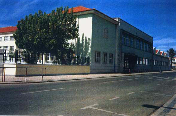 rife01.JPG (32917 bytes)